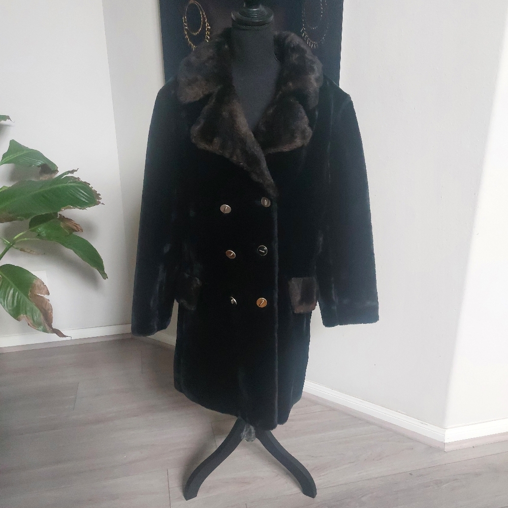 Vintage 70s 80s Black and Brown Faux Fur Jacket.